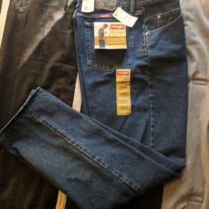 Brand new men's wrangler jeans
